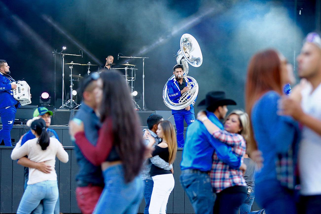 Evento Fiestas Patrias atrae multitud a la feria de Washington