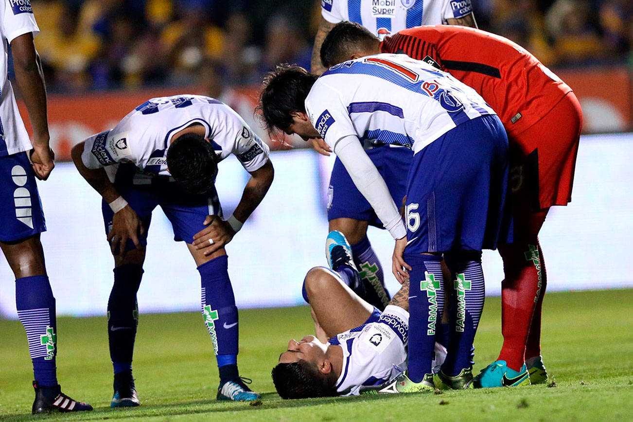 Pachuca pierde a Guzmán por ruptura en ligamento de rodilla