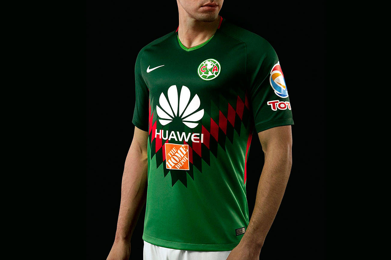 Le copia América uniforme a Chivas