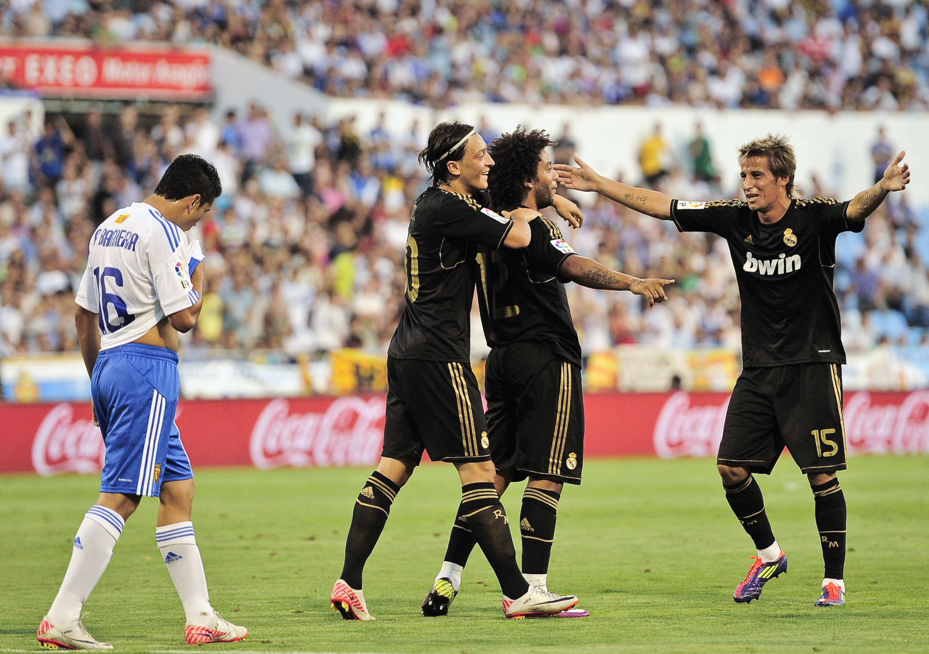 El Madrid de Mourinho destroza al Zaragoza de Aguirre