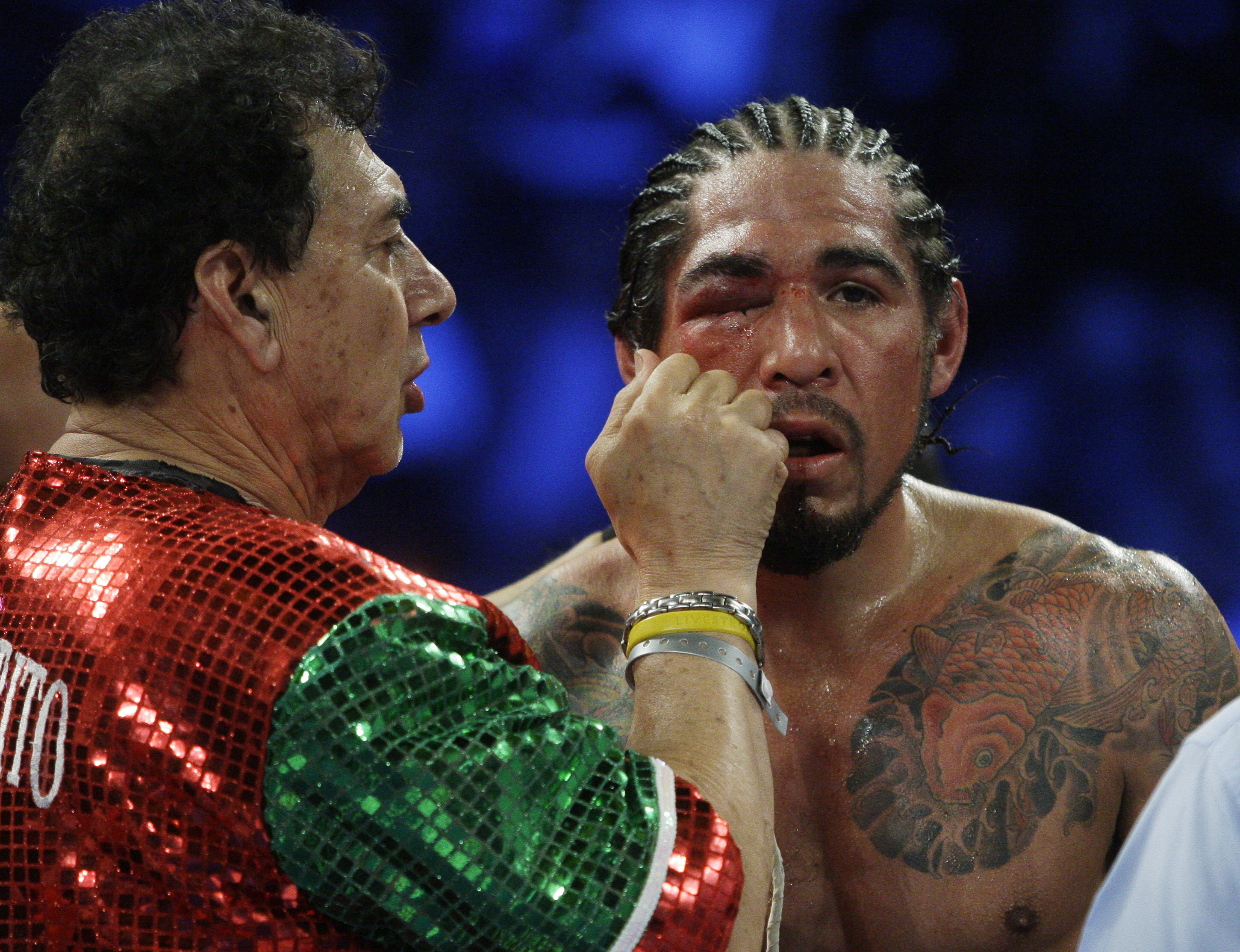 Cotto toma revancha de Margarito