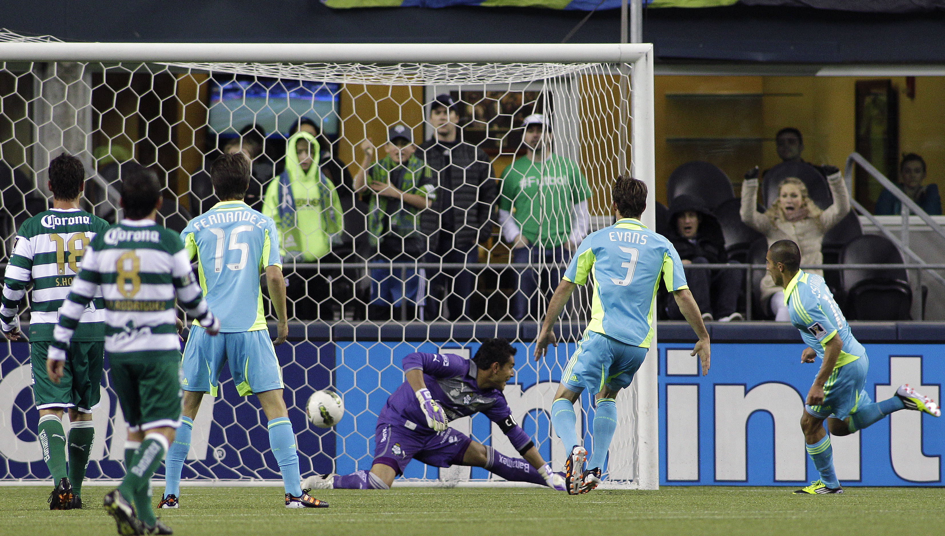 Sounders derrota al Santos de México