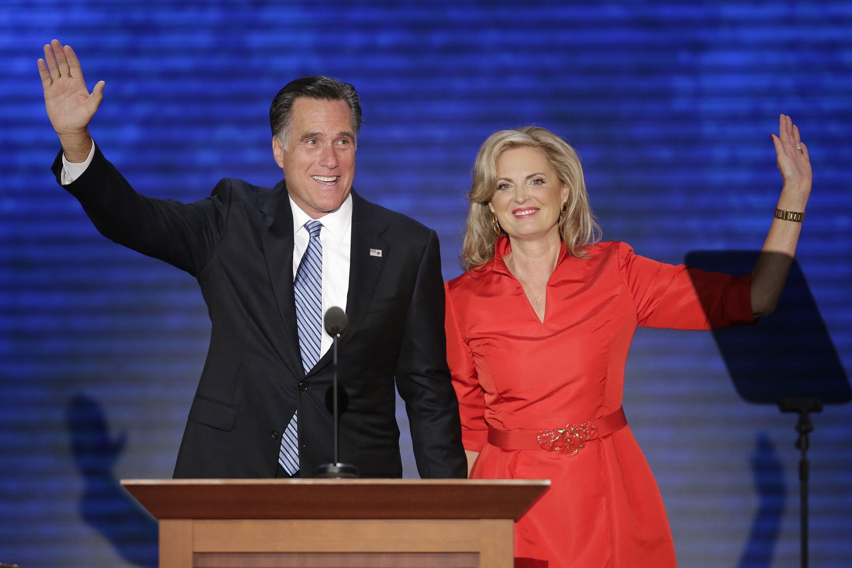 Romney apoya aborto cuando  peligre salud de la madre