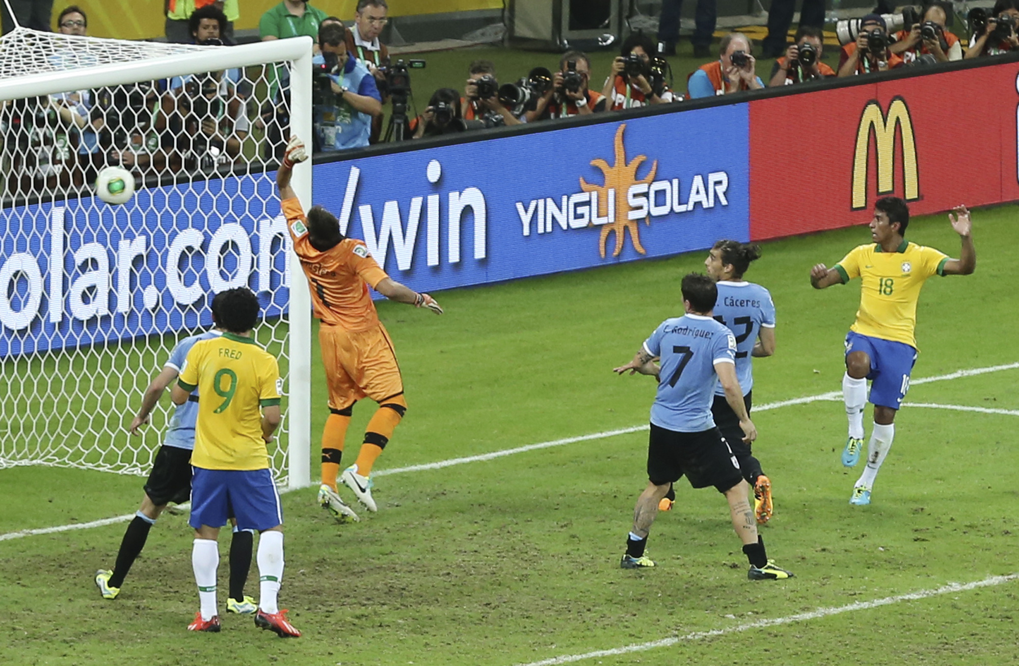 Brasil vence a Uruguay y avanza a final