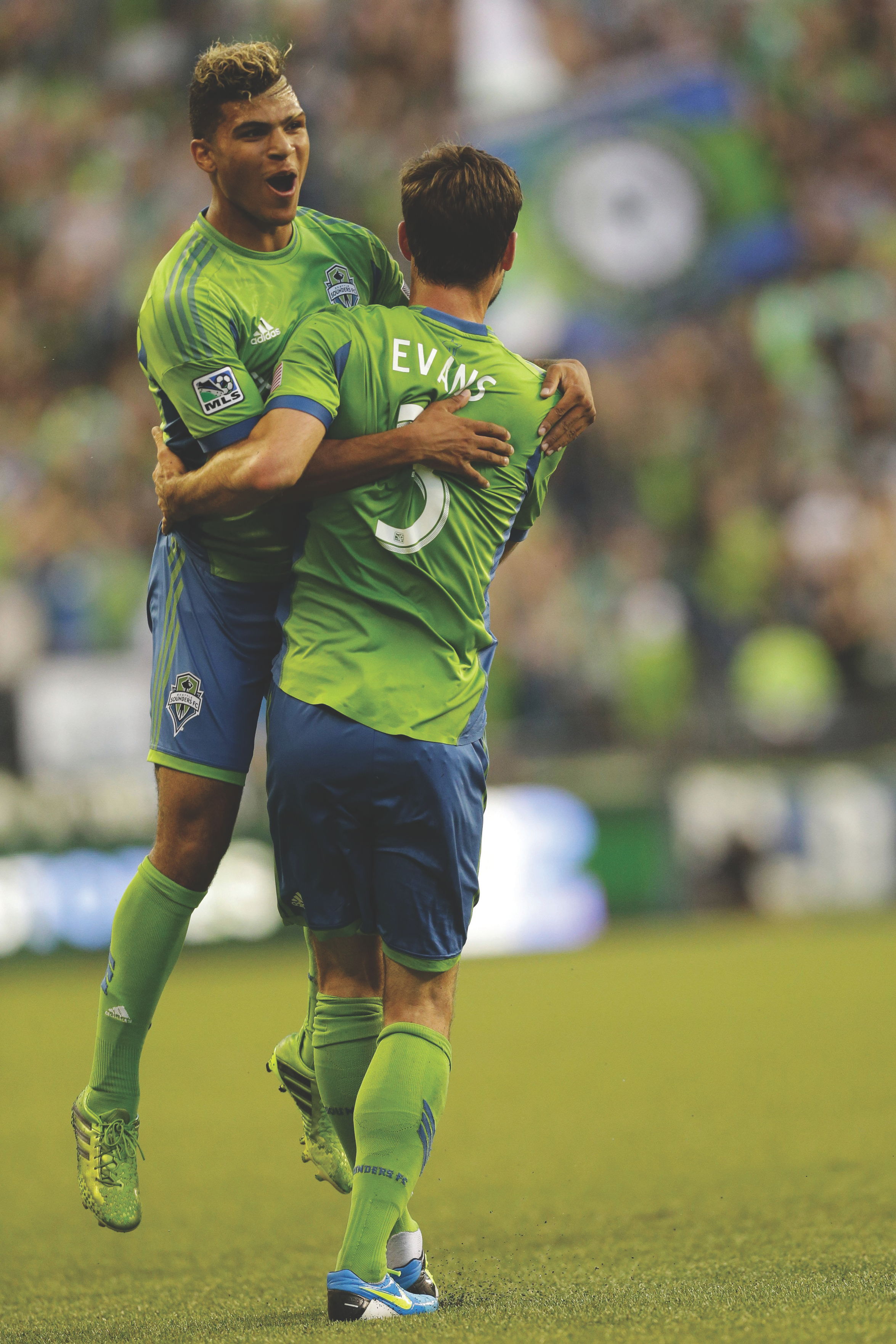 Sounders vence 2-1 a Chivas USA