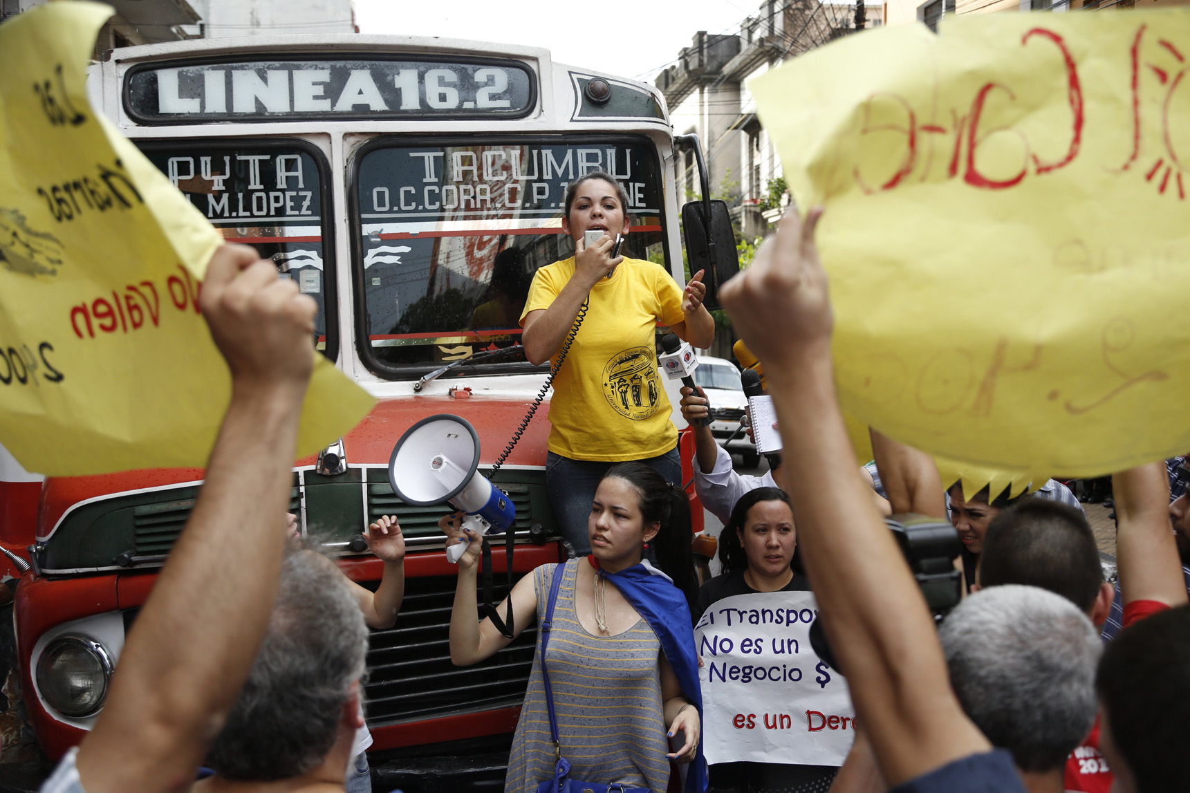 Sindicatos anuncian huelga general