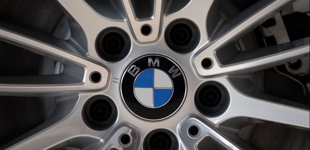 BMW logra ventas récord en el 2013