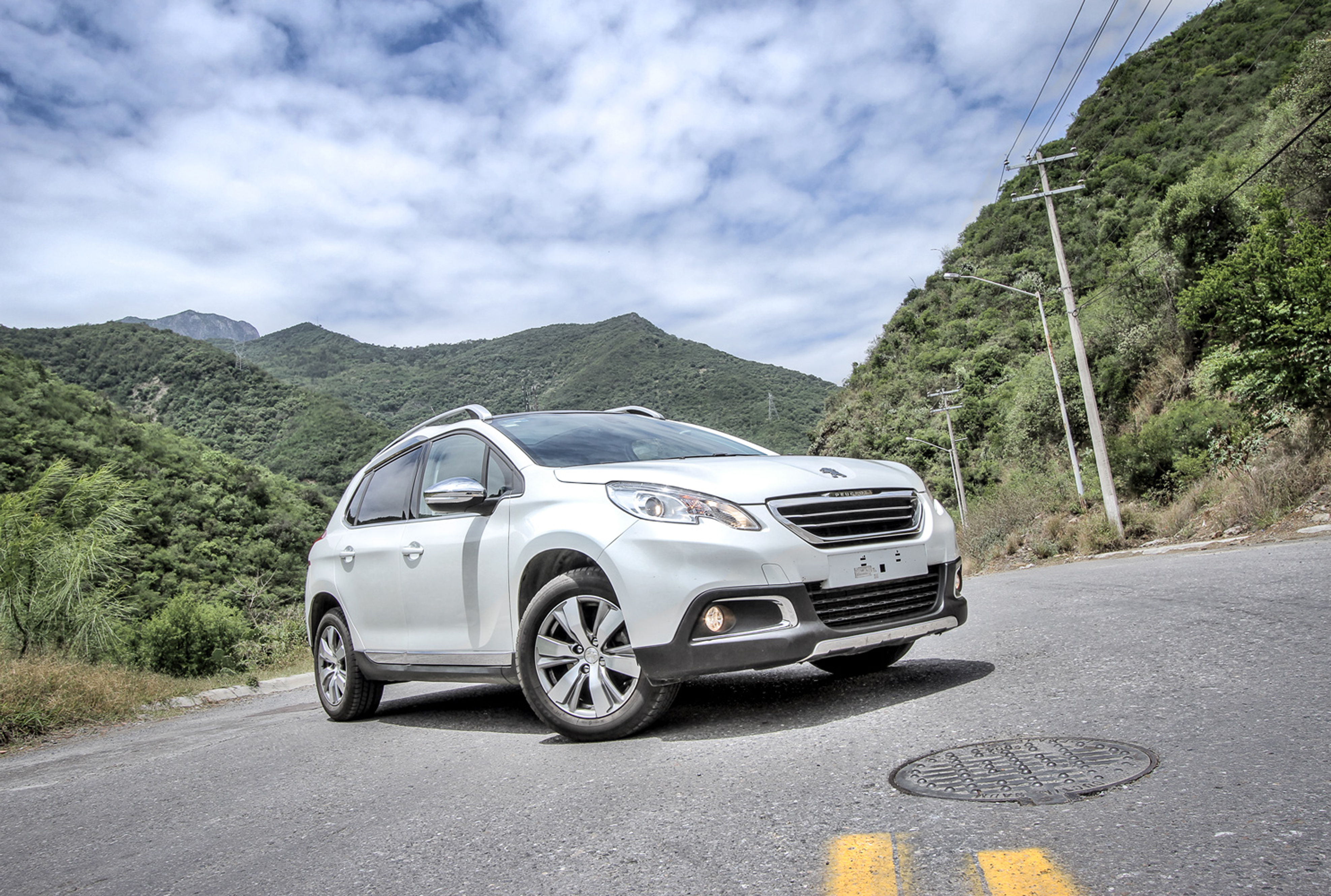 Peugeot 2008 2014: Familiar con estilo