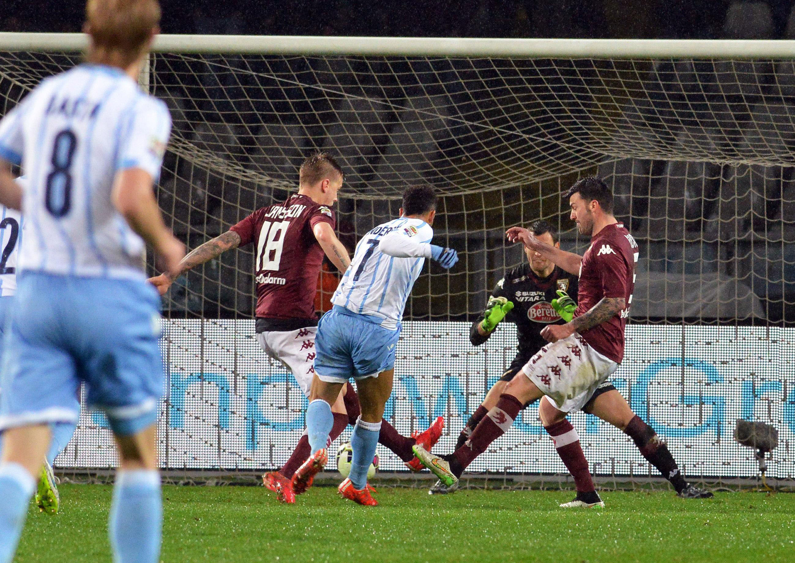 Con goles de Felipe Anderson, Lazio vence 2-0 a Torino