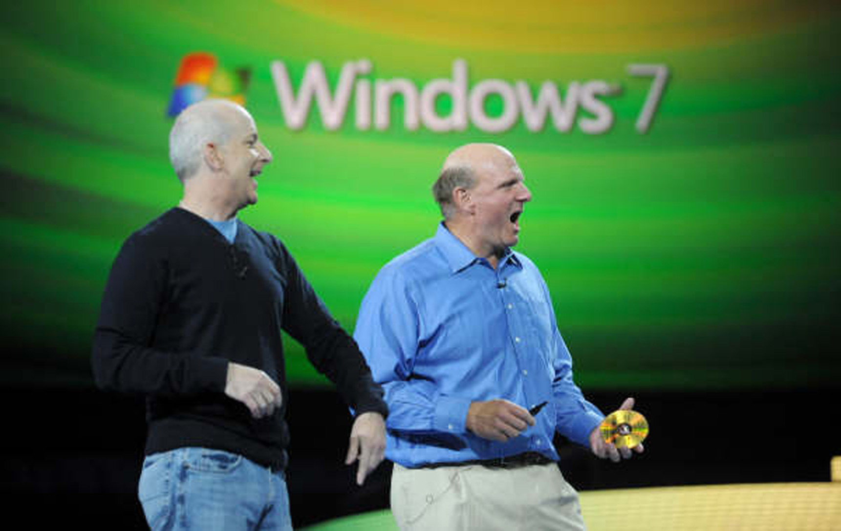 Microsoft dice que Windows 7 está listo para fabricantes de PCs