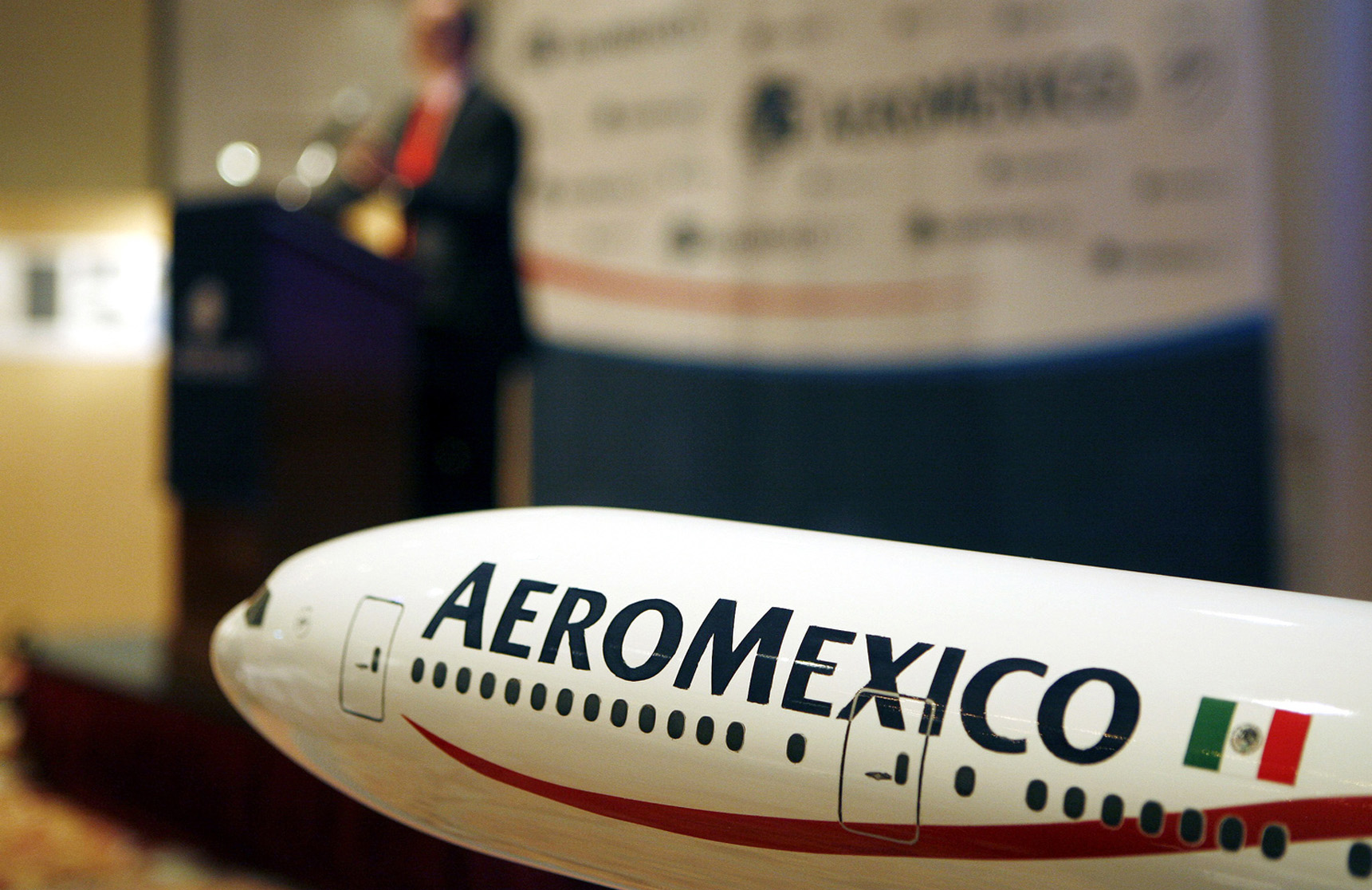 Estalla huelga en Aeroméxico Travel