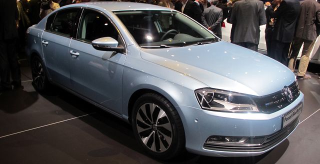 Presume vw séptima generación del Passat