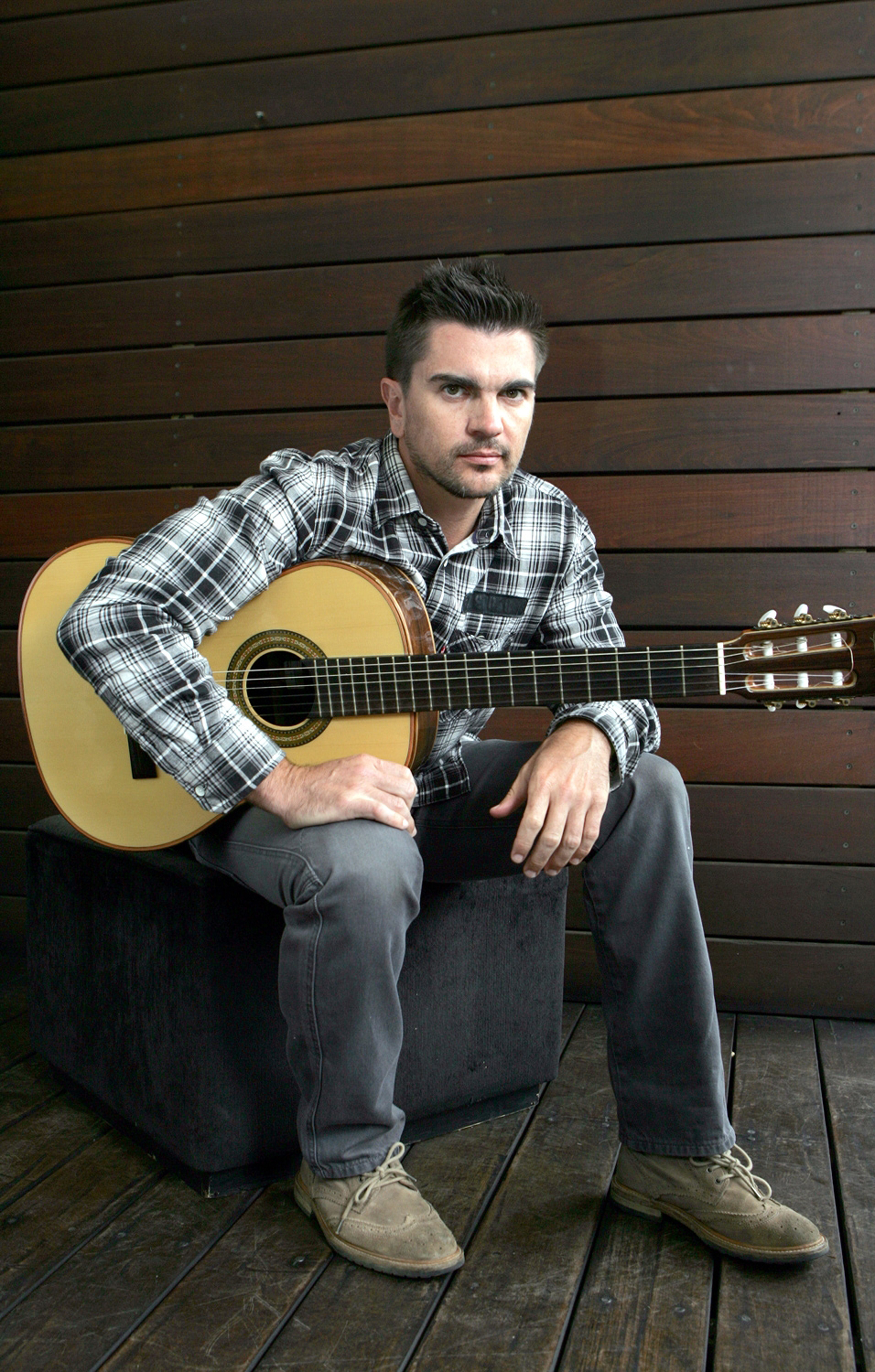 Juanes estrena sencillo "Y no regresas"