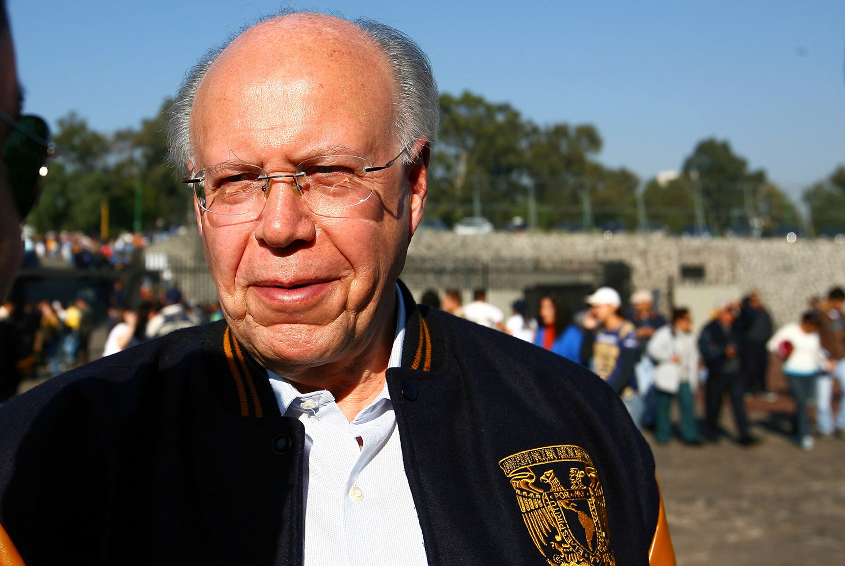 Rector de la UNAM recibe Mérito Sanitario