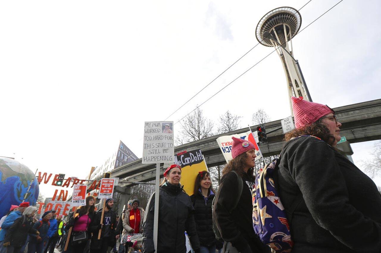 Marcha de las mujeres atrae a miles de personas en Seattle