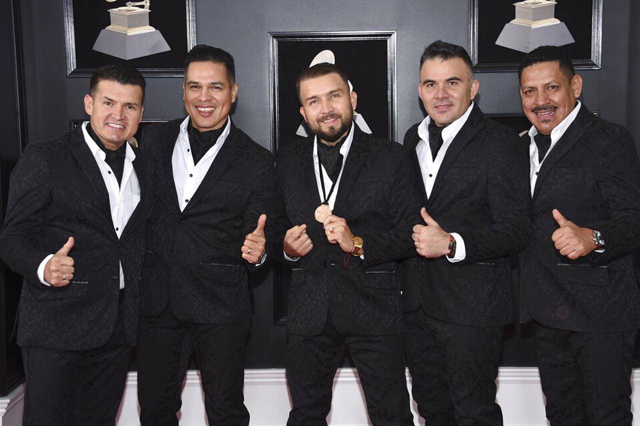 El Recodo y Mariachi Vargas traen 200 años de música a EEUU