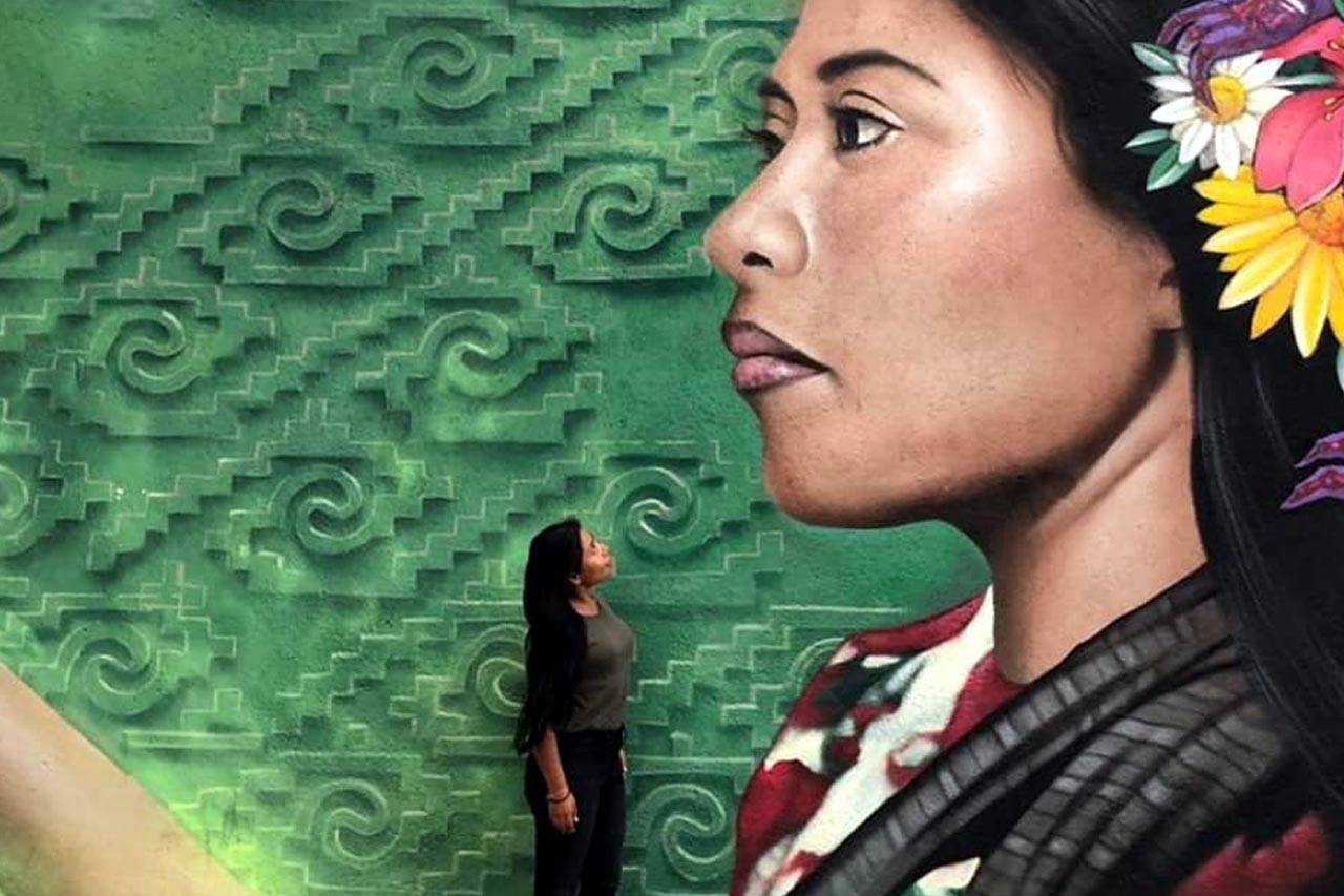 Honran a Yalitza con mural